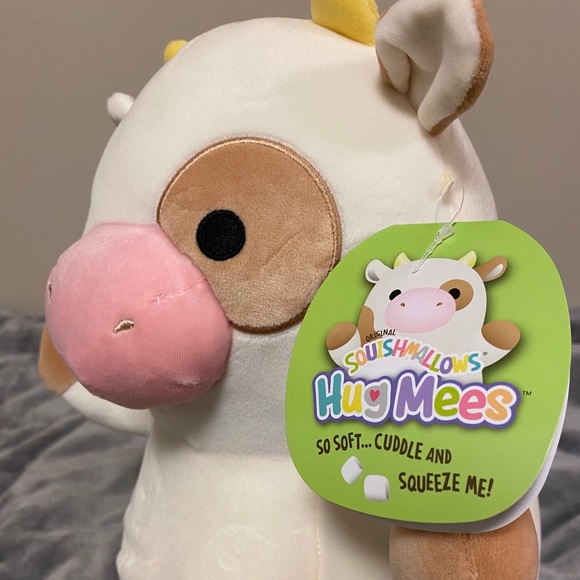 Cow Squishmallow Hugme 21 